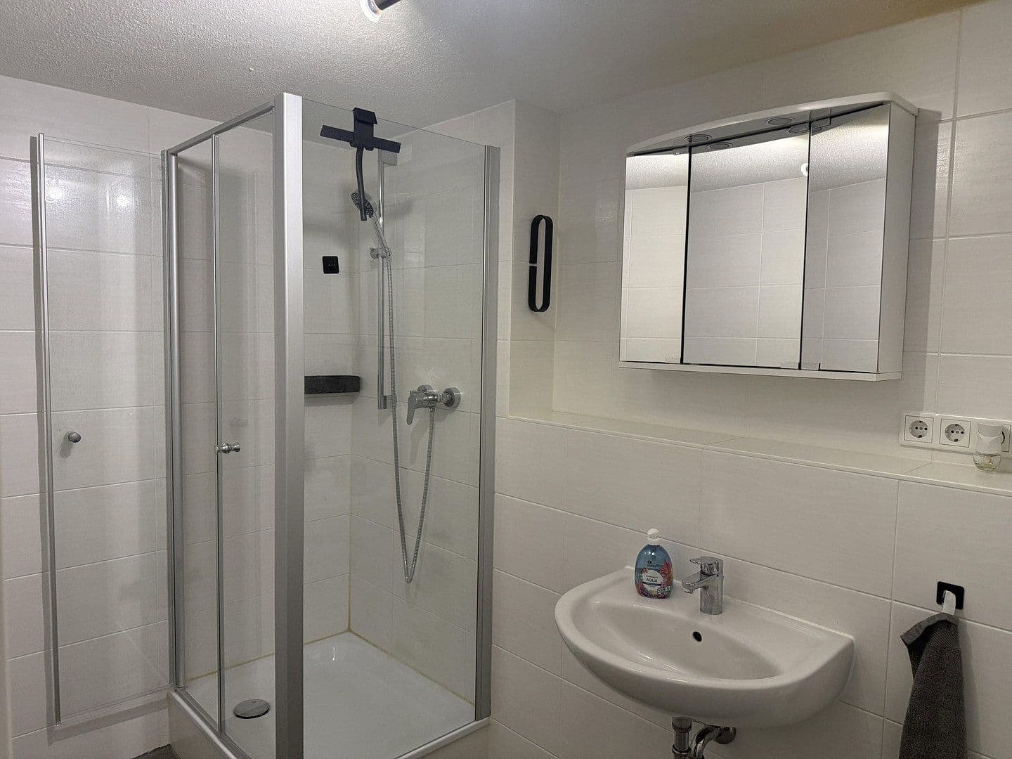 Predaj domu 137 m², pozemek 248 m², Adelsdorf, Bavorsko Predaj domu 137 m², pozemek 248 m², Adelsdorf, Bavorsko