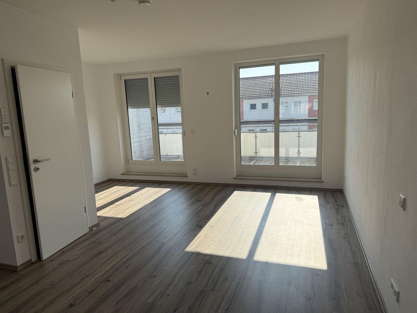 Predaj domu 137 m², pozemek 248 m², Adelsdorf, Bavorsko Predaj domu 137 m², pozemek 248 m², Adelsdorf, Bavorsko