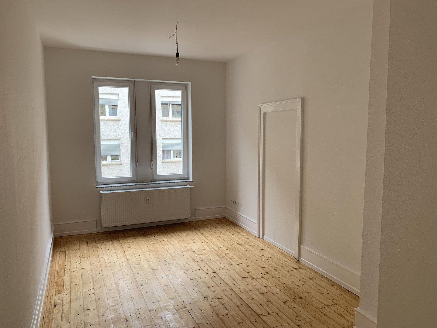 Prenájom bytu 2-izbový 62 m², Bachstraße 44, Karlsruhe, Bádensko-Wurttembersko Prenájom bytu 2-izbový 62 m², Bachstraße 44, Karlsruhe, Bádensko-Wurttembersko