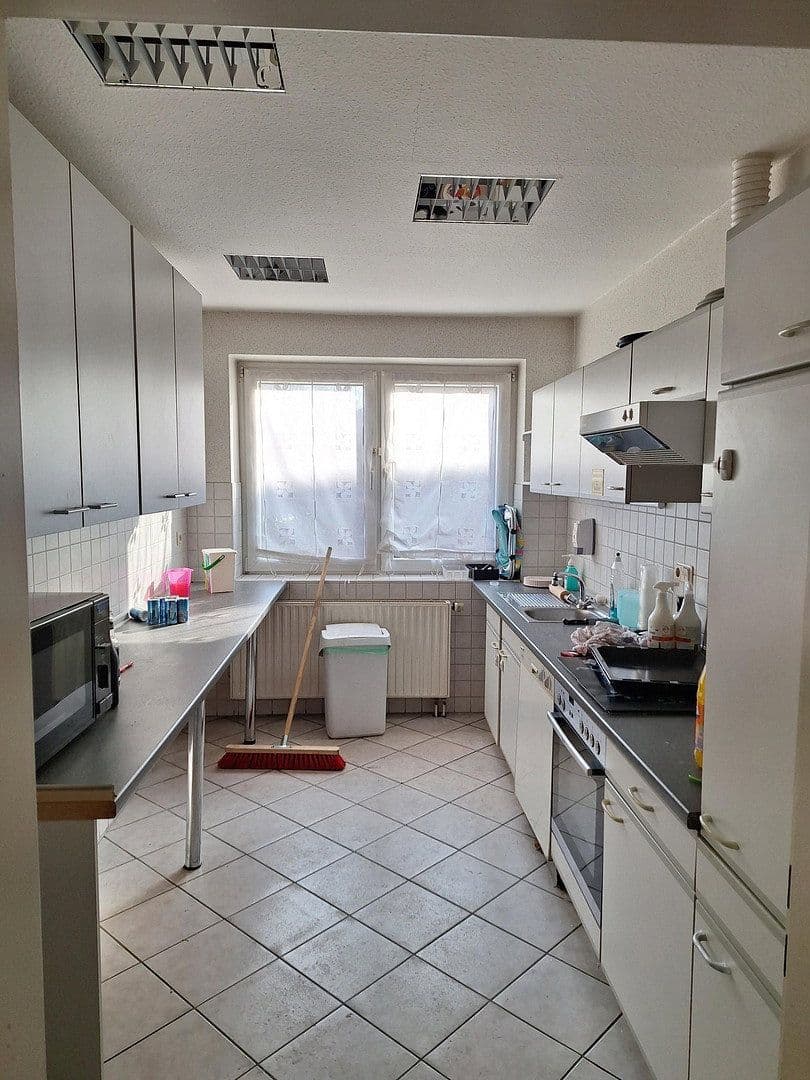 Predaj nebytového priestoru 875 m², Metjendorfer Landstraße 28, Wiefelstede, Dolné Sasko Predaj nebytového priestoru 875 m², Metjendorfer Landstraße 28, Wiefelstede, Dolné Sasko