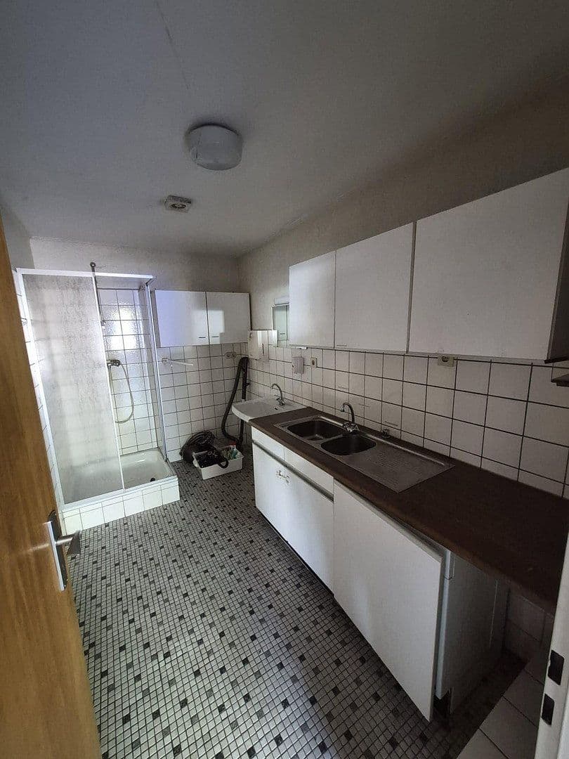 Predaj nebytového priestoru 875 m², Metjendorfer Landstraße 28, Wiefelstede, Dolné Sasko Predaj nebytového priestoru 875 m², Metjendorfer Landstraße 28, Wiefelstede, Dolné Sasko