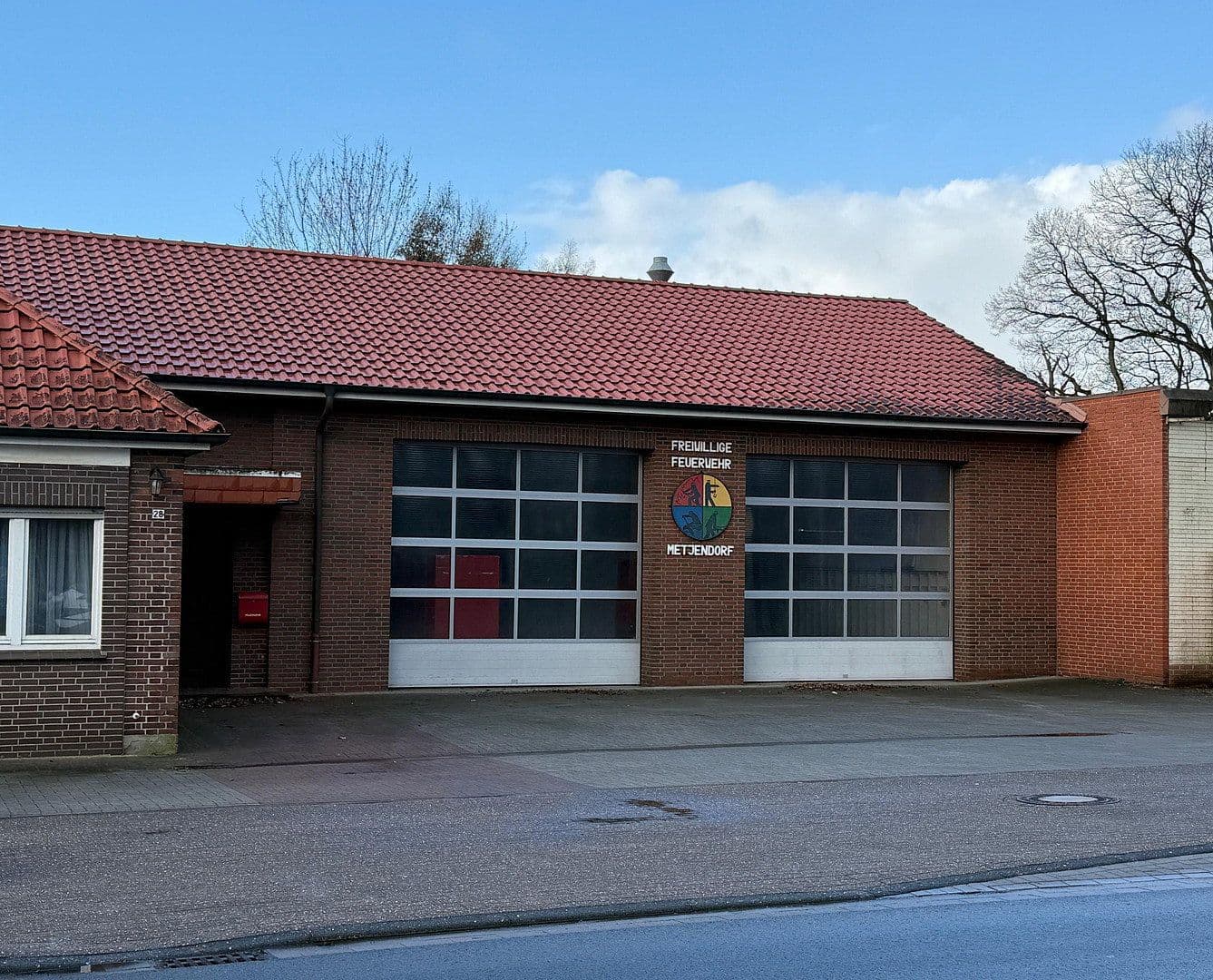 Predaj nebytového priestoru 875 m², Metjendorfer Landstraße 28, Wiefelstede, Dolné Sasko Predaj nebytového priestoru 875 m², Metjendorfer Landstraße 28, Wiefelstede, Dolné Sasko