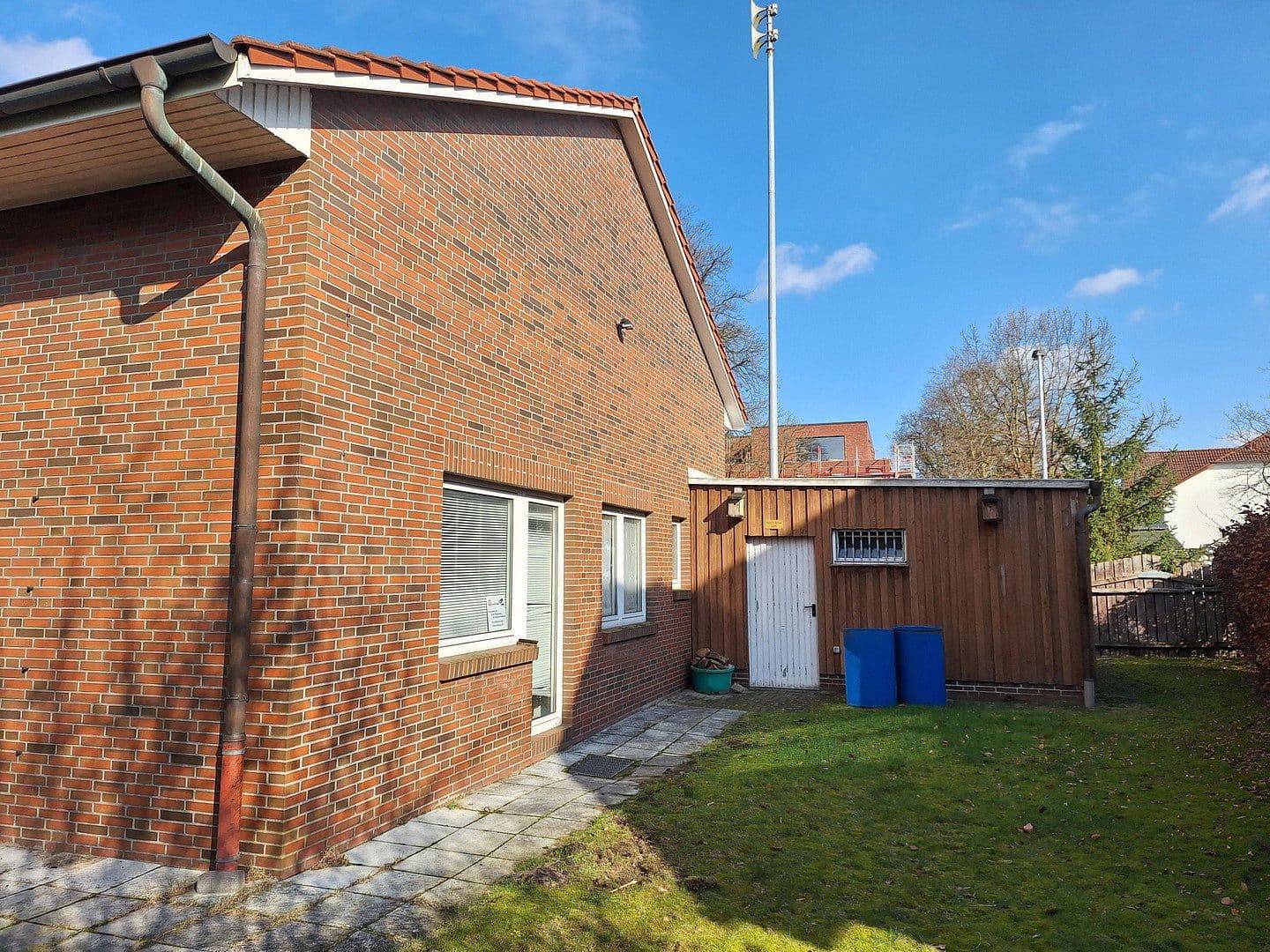 Predaj nebytového priestoru 875 m², Metjendorfer Landstraße 28, Wiefelstede, Dolné Sasko Predaj nebytového priestoru 875 m², Metjendorfer Landstraße 28, Wiefelstede, Dolné Sasko