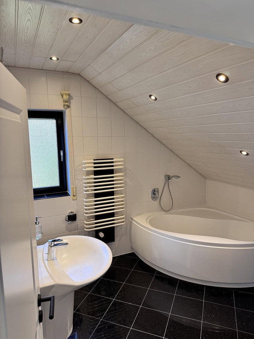 Predaj bytu 2-izbový 77 m², Bad Schwalbach, Hesensko Predaj bytu 2-izbový 77 m², Bad Schwalbach, Hesensko