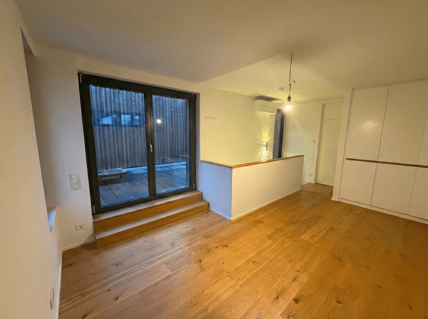 Predaj domu 169 m², pozemek 216 m², Heinrich-Diehl-Str. 16, Landau in der Pfalz, Porýnie-Falcko Predaj domu 169 m², pozemek 216 m², Heinrich-Diehl-Str. 16, Landau in der Pfalz, Porýnie-Falcko