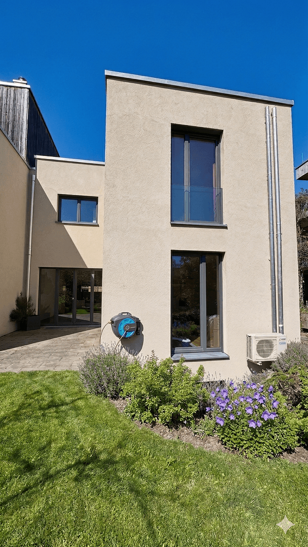 Predaj domu 169 m², pozemek 216 m², Heinrich-Diehl-Str. 16, Landau in der Pfalz, Porýnie-Falcko Predaj domu 169 m², pozemek 216 m², Heinrich-Diehl-Str. 16, Landau in der Pfalz, Porýnie-Falcko