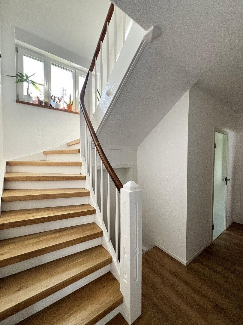 Predaj domu 153 m², pozemek 410 m², Ludwigshafen-Oggersheim, Porýnie-Falcko Predaj domu 153 m², pozemek 410 m², Ludwigshafen-Oggersheim, Porýnie-Falcko