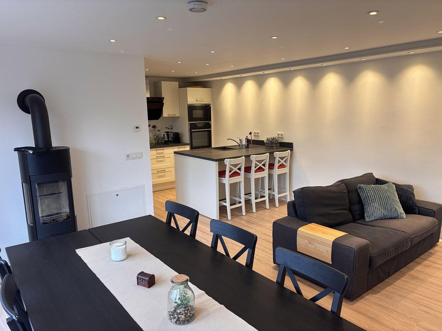 Predaj domu 74 m², pozemek 700 m², Kuchelmiß, Meklenbursko-Predpomoransko Predaj domu 74 m², pozemek 700 m², Kuchelmiß, Meklenbursko-Predpomoransko