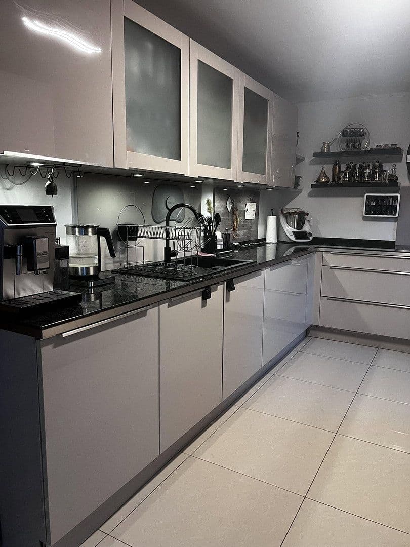 Predaj domu 220 m², pozemek 550 m², Tangstedt, Šlezvicko-Holštajnsko Predaj domu 220 m², pozemek 550 m², Tangstedt, Šlezvicko-Holštajnsko