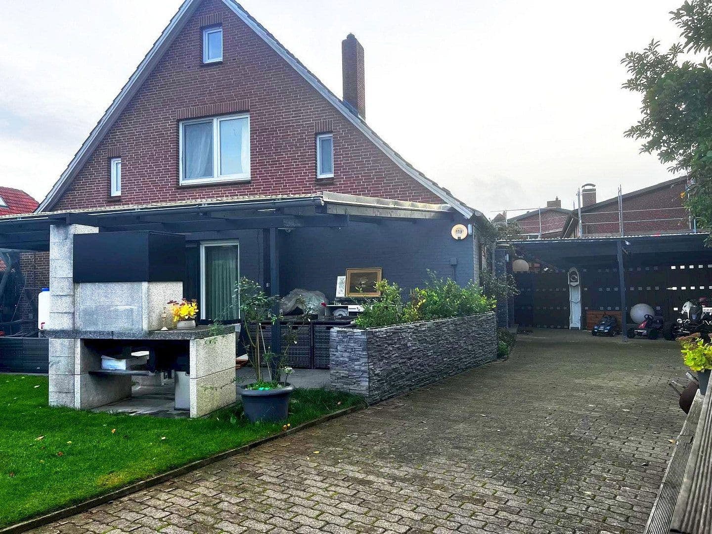 Predaj domu 220 m², pozemek 550 m², Tangstedt, Šlezvicko-Holštajnsko Predaj domu 220 m², pozemek 550 m², Tangstedt, Šlezvicko-Holštajnsko
