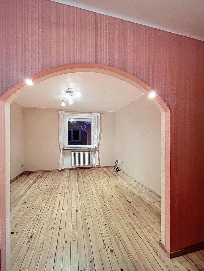 Predaj domu 138 m², pozemek 300 m², Sankt Ingbert, Sársko Predaj domu 138 m², pozemek 300 m², Sankt Ingbert, Sársko