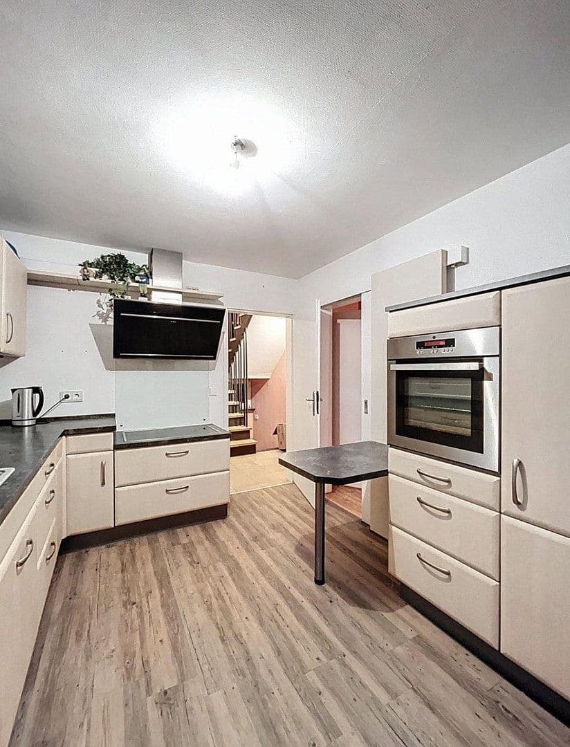 Predaj domu 138 m², pozemek 300 m², Sankt Ingbert, Sársko Predaj domu 138 m², pozemek 300 m², Sankt Ingbert, Sársko