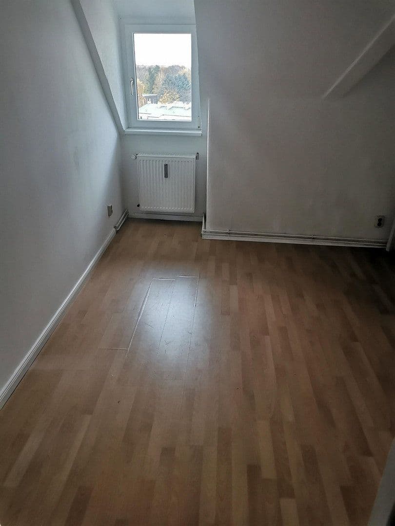 Prenájom bytu 4-izbový 112 m², Berlin, Berlín Prenájom bytu 4-izbový 112 m², Berlin, Berlín