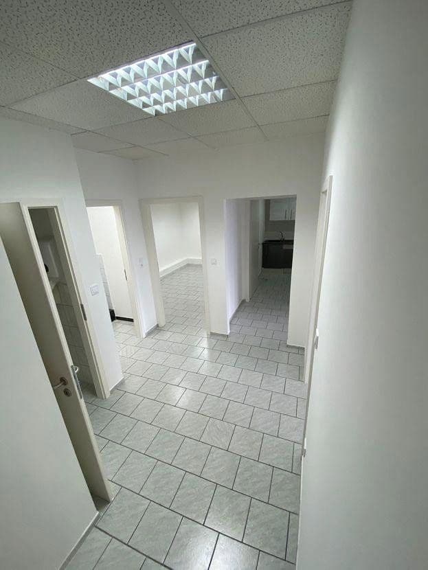 Prenájom kancelárie 88 m², Humbserstr.22, Fürth, Bavorsko Prenájom kancelárie 88 m², Humbserstr.22, Fürth, Bavorsko