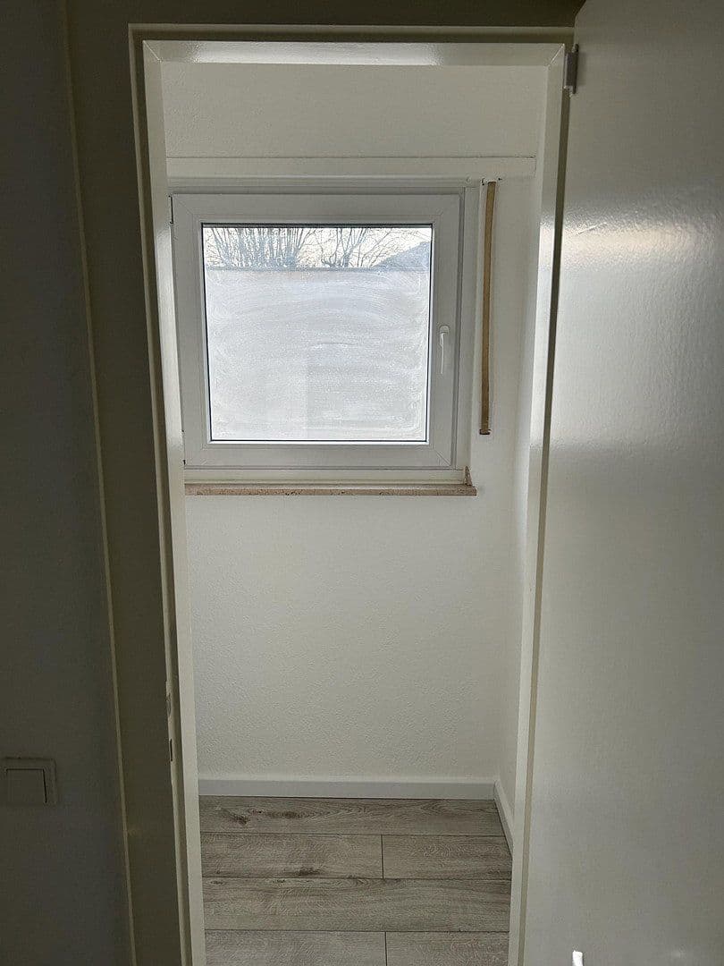 Prenájom bytu 3-izbový 68 m², Curieweg 12, Düsseldorf, Severné Porýnie - Westfálsko Prenájom bytu 3-izbový 68 m², Curieweg 12, Düsseldorf, Severné Porýnie - Westfálsko