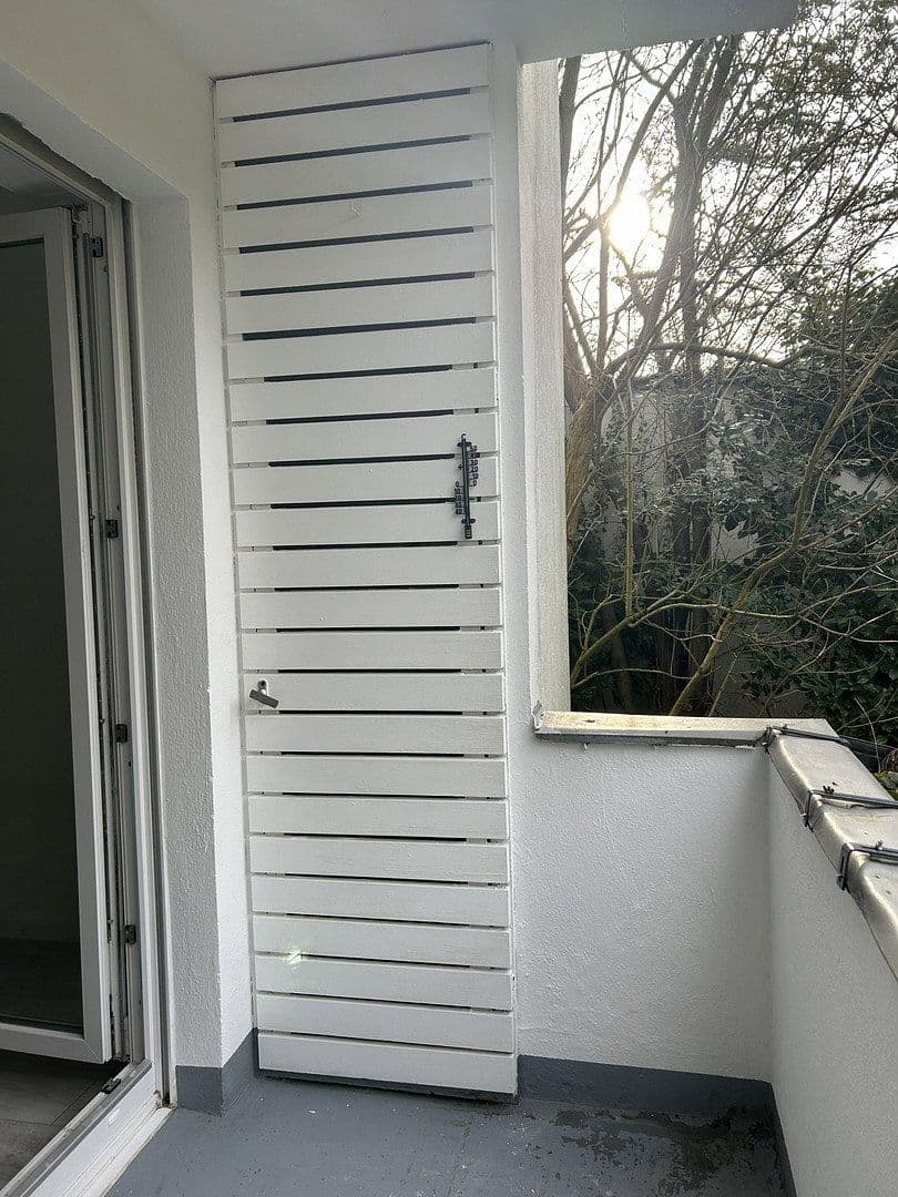 Prenájom bytu 3-izbový 68 m², Curieweg 12, Düsseldorf, Severné Porýnie - Westfálsko Prenájom bytu 3-izbový 68 m², Curieweg 12, Düsseldorf, Severné Porýnie - Westfálsko