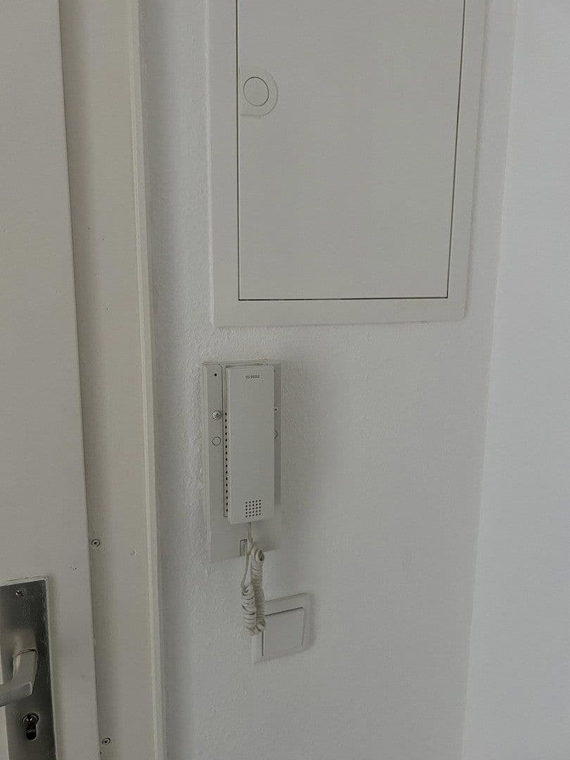 Prenájom bytu 3-izbový 68 m², Curieweg 12, Düsseldorf, Severné Porýnie - Westfálsko Prenájom bytu 3-izbový 68 m², Curieweg 12, Düsseldorf, Severné Porýnie - Westfálsko