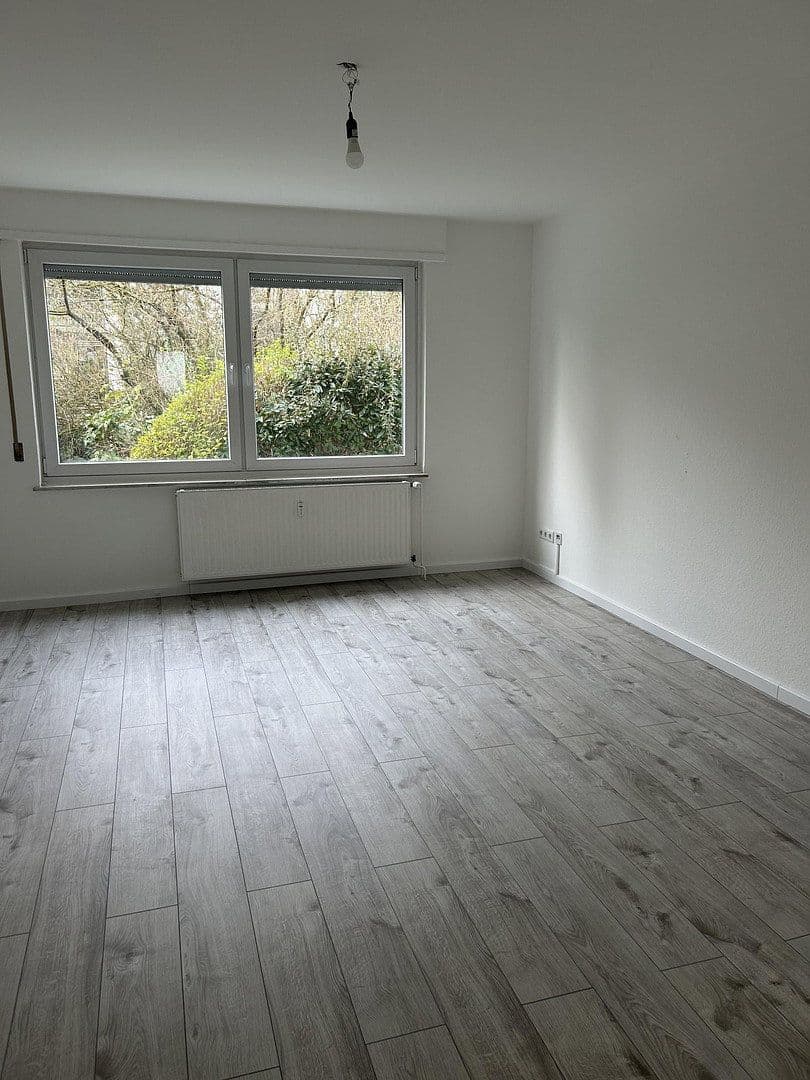 Prenájom bytu 3-izbový 68 m², Curieweg 12, Düsseldorf, Severné Porýnie - Westfálsko Prenájom bytu 3-izbový 68 m², Curieweg 12, Düsseldorf, Severné Porýnie - Westfálsko