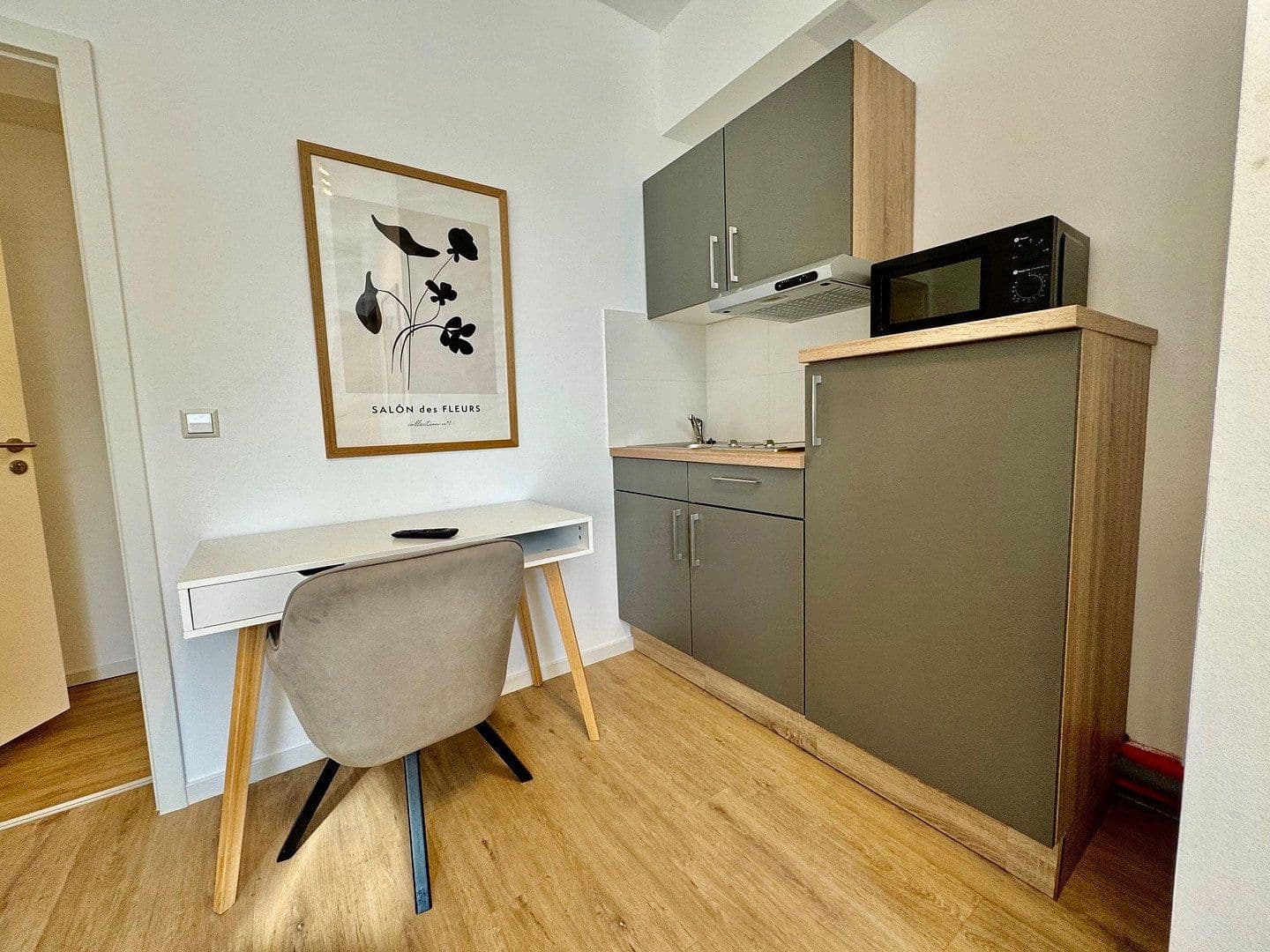 Prenájom bytu 1-izbový 25 m², Badener Str. 34, Durlach, Bádensko-Wurttembersko Prenájom bytu 1-izbový 25 m², Badener Str. 34, Durlach, Bádensko-Wurttembersko