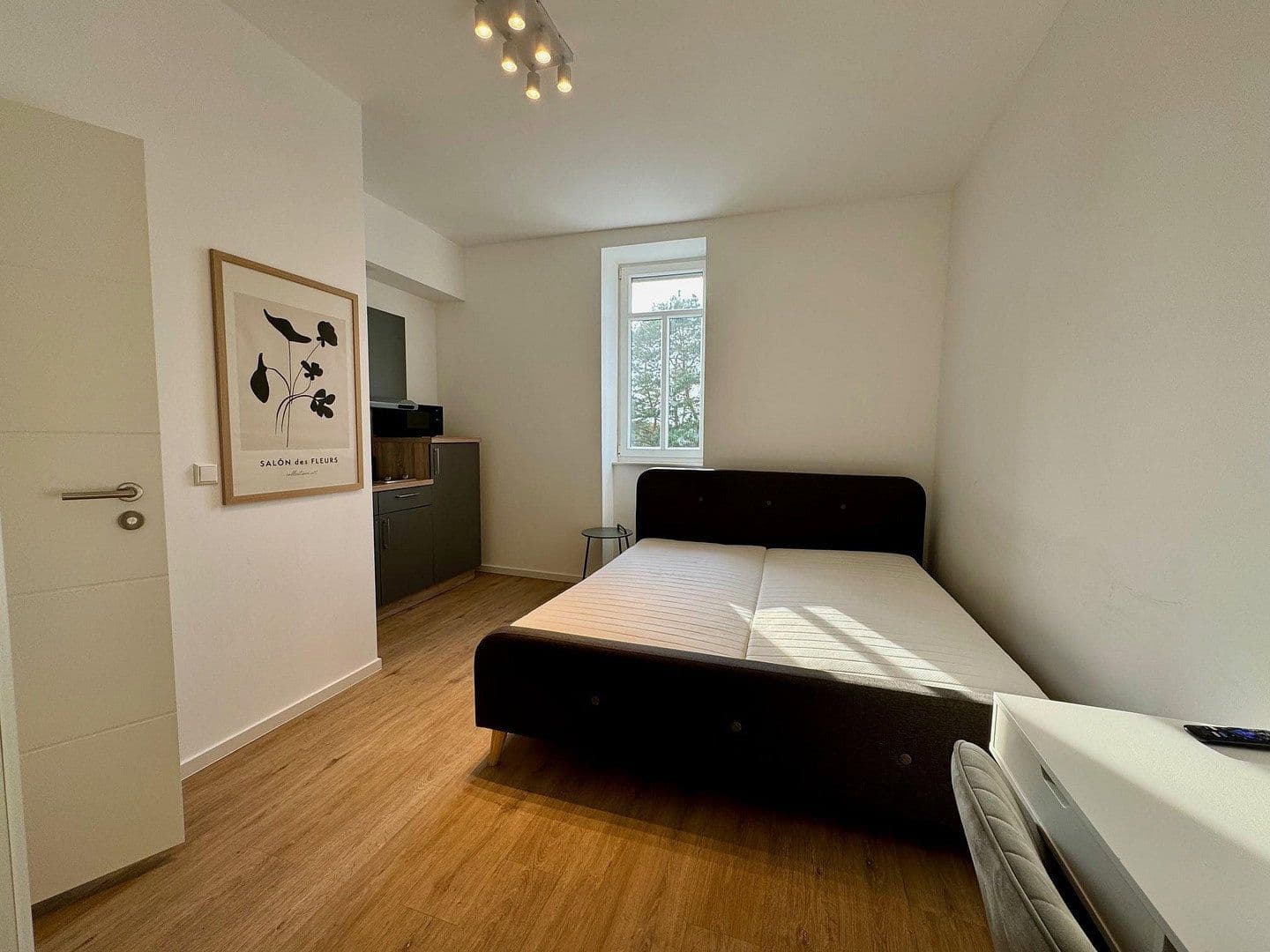 Prenájom bytu 1-izbový 25 m², Badener Str. 34, Durlach, Bádensko-Wurttembersko Prenájom bytu 1-izbový 25 m², Badener Str. 34, Durlach, Bádensko-Wurttembersko