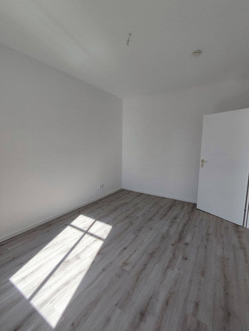 Prenájom bytu 3-izbový 50 m², Holsteiner Straße 31, Magdeburg, Sasko-Anhaltsko Prenájom bytu 3-izbový 50 m², Holsteiner Straße 31, Magdeburg, Sasko-Anhaltsko