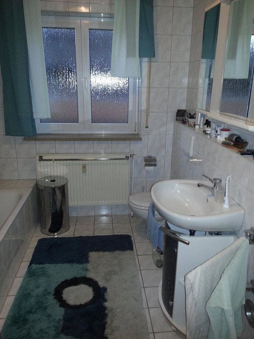 Prenájom bytu 3-izbový 84 m², Wilhermsdorf, Bavorsko Prenájom bytu 3-izbový 84 m², Wilhermsdorf, Bavorsko