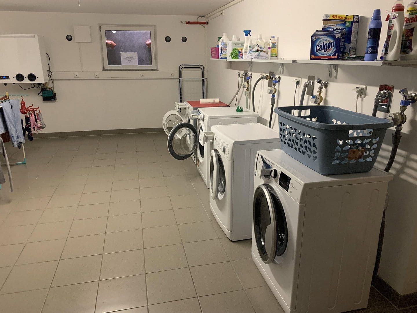 Prenájom bytu 3-izbový 84 m², Wilhermsdorf, Bavorsko Prenájom bytu 3-izbový 84 m², Wilhermsdorf, Bavorsko