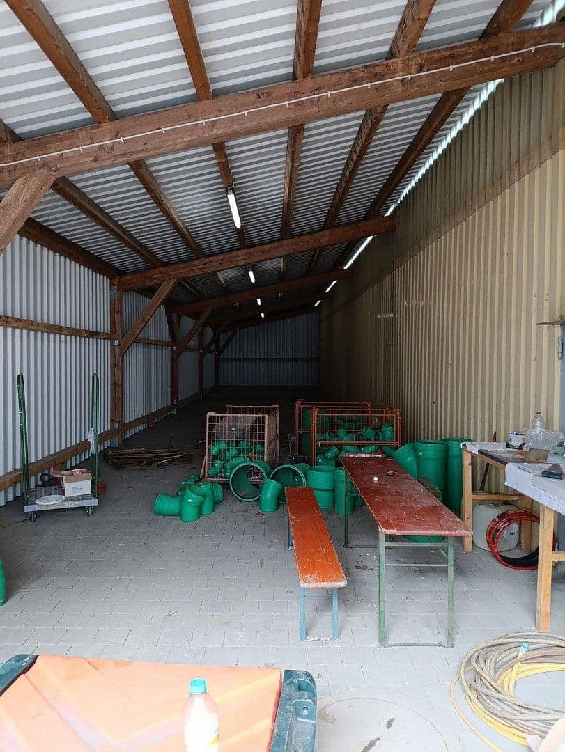 Prenájom nebytového priestoru 192 m², Im Gewerbepark 1, Hunderdorf, Bavorsko Prenájom nebytového priestoru 192 m², Im Gewerbepark 1, Hunderdorf, Bavorsko