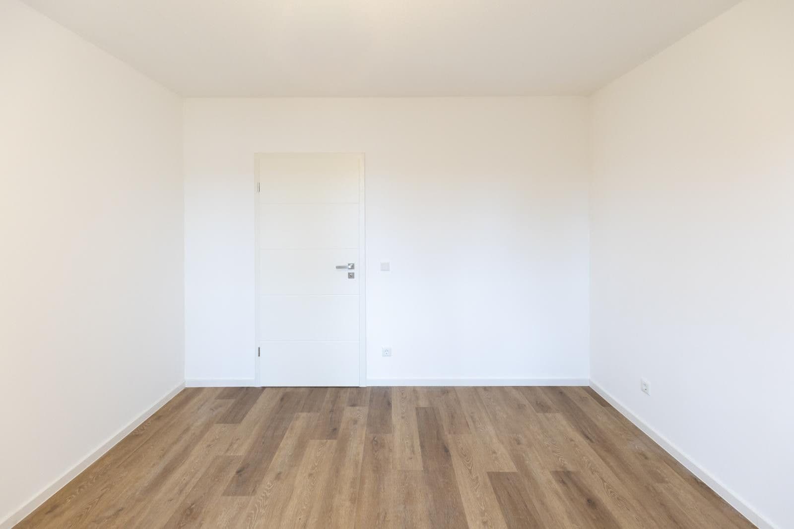 Prenájom bytu 3-izbový 85 m², Petersauracher Str. 39, Nürnberg, Bavorsko Prenájom bytu 3-izbový 85 m², Petersauracher Str. 39, Nürnberg, Bavorsko