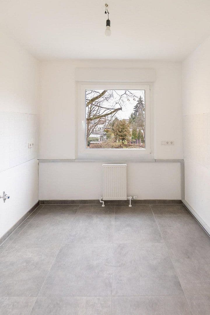 Prenájom bytu 3-izbový 85 m², Petersauracher Str. 39, Nürnberg, Bavorsko Prenájom bytu 3-izbový 85 m², Petersauracher Str. 39, Nürnberg, Bavorsko