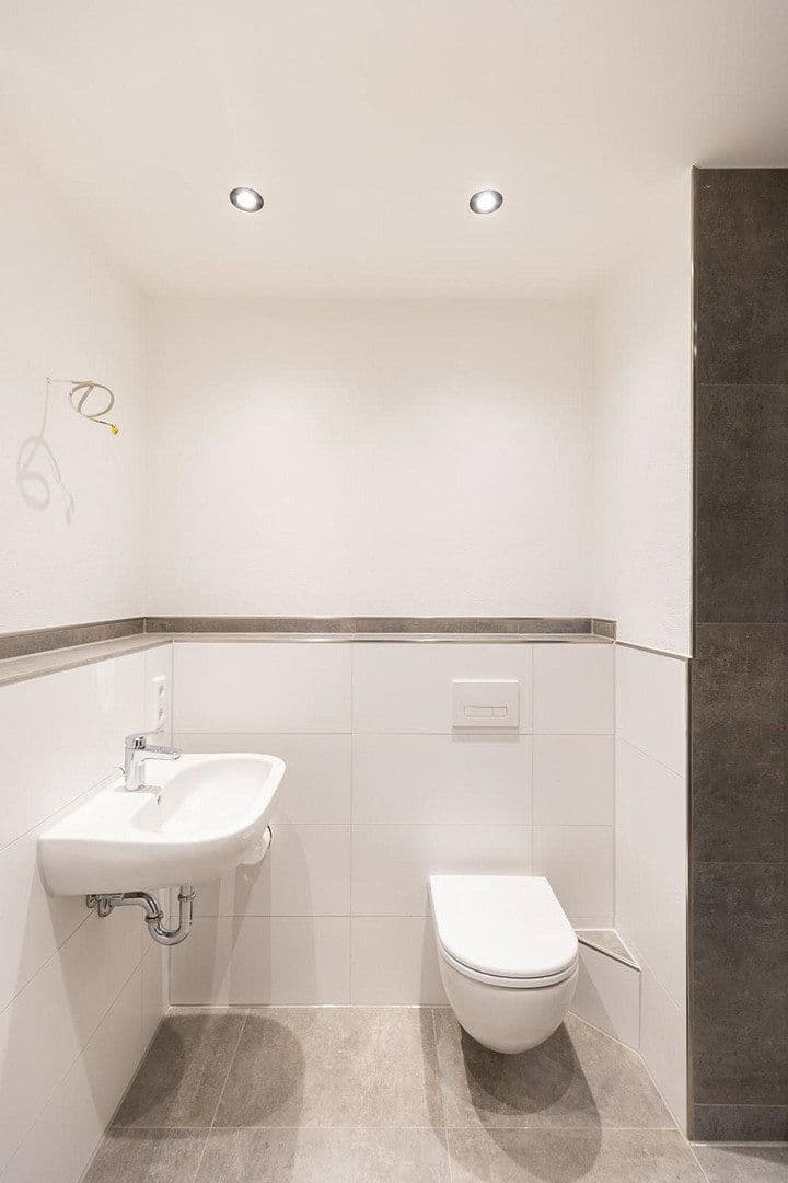 Prenájom bytu 3-izbový 85 m², Petersauracher Str. 39, Nürnberg, Bavorsko Prenájom bytu 3-izbový 85 m², Petersauracher Str. 39, Nürnberg, Bavorsko