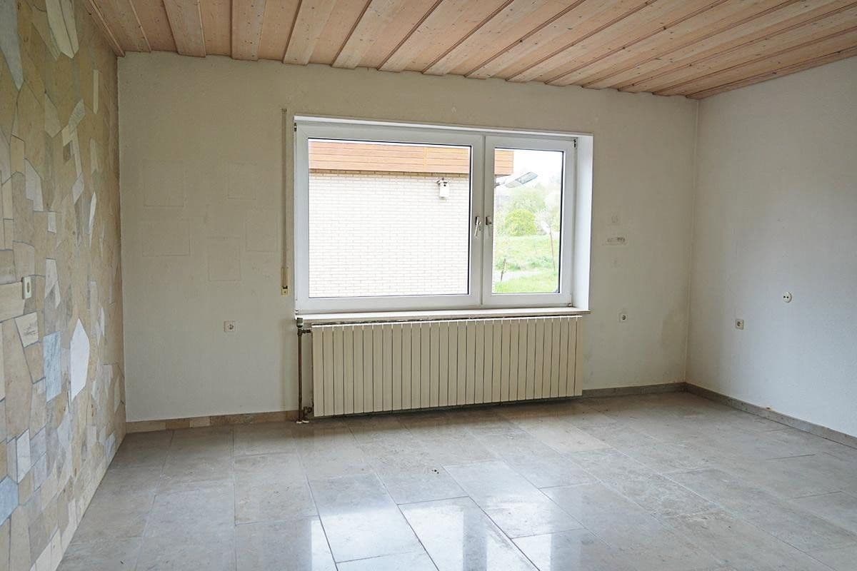 Predaj domu 171 m², pozemek 3.806 m², Untersteinbach 1, Bergisch Gladbach, Severné Porýnie - Westfálsko Predaj domu 171 m², pozemek 3.806 m², Untersteinbach 1, Bergisch Gladbach, Severné Porýnie - Westfálsko