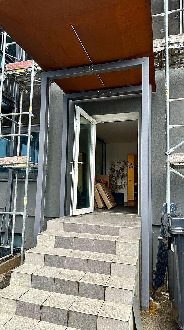 Prenájom kancelárie 298 m², Frankfurt am Main, Hesensko Prenájom kancelárie 298 m², Frankfurt am Main, Hesensko