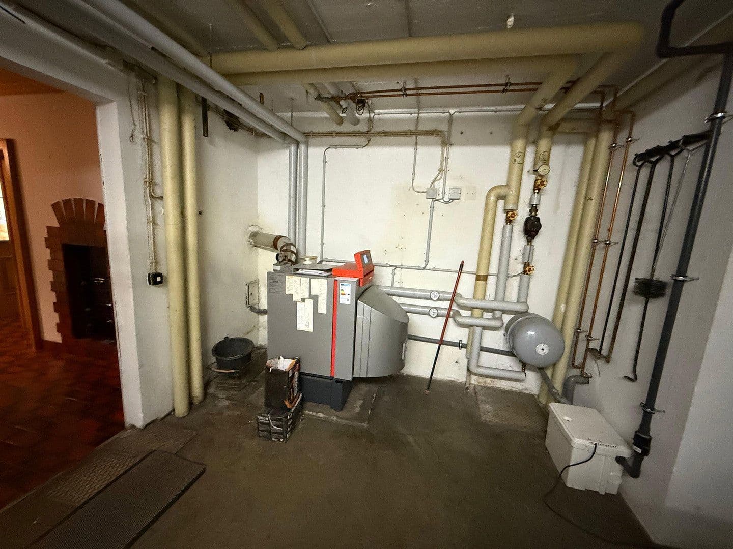 Predaj domu 180 m², pozemek 1.660 m², Sulzbach-Rosenberg, Bavorsko Predaj domu 180 m², pozemek 1.660 m², Sulzbach-Rosenberg, Bavorsko