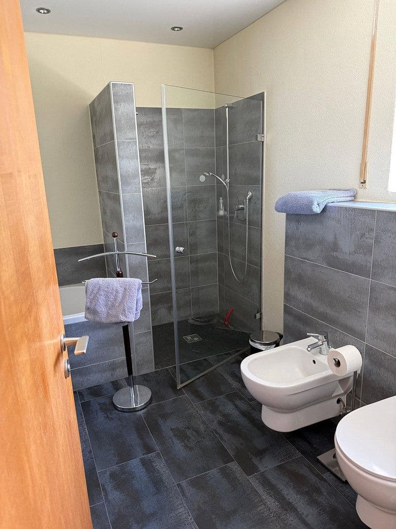 Predaj domu 180 m², pozemek 1.660 m², Sulzbach-Rosenberg, Bavorsko Predaj domu 180 m², pozemek 1.660 m², Sulzbach-Rosenberg, Bavorsko