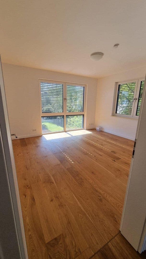 Prenájom domu 197 m², pozemek 485 m², Berlin, Berlín Prenájom domu 197 m², pozemek 485 m², Berlin, Berlín