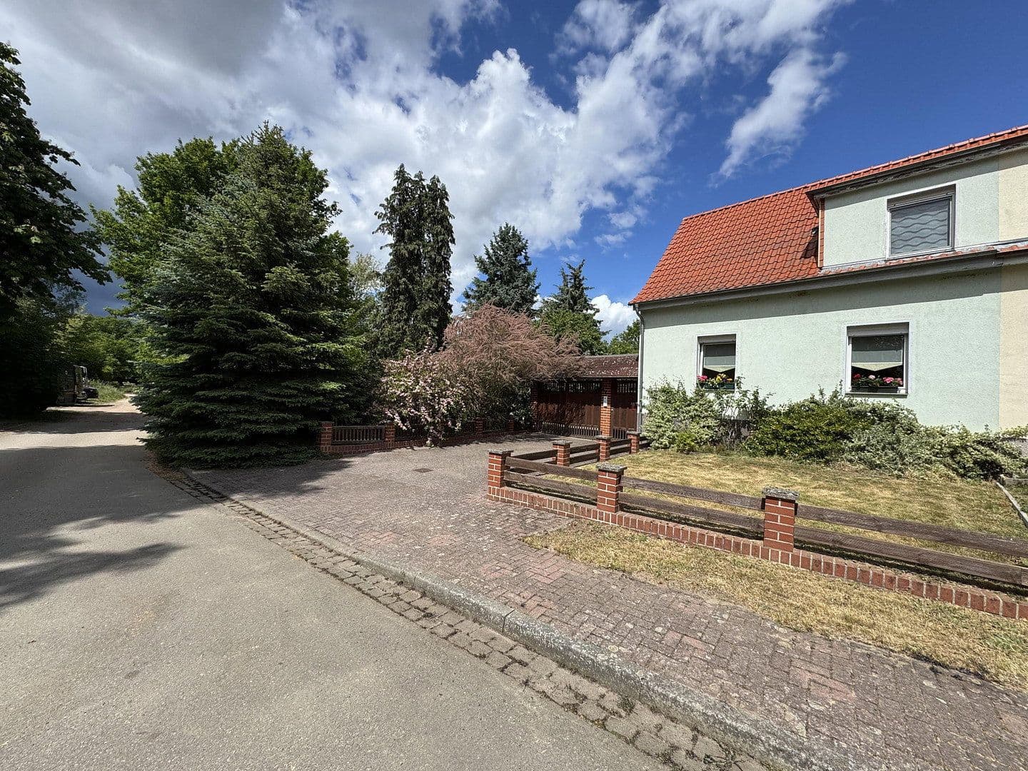 Predaj domu 127 m², pozemek 1.120 m², Gardelegen, Sasko-Anhaltsko Predaj domu 127 m², pozemek 1.120 m², Gardelegen, Sasko-Anhaltsko