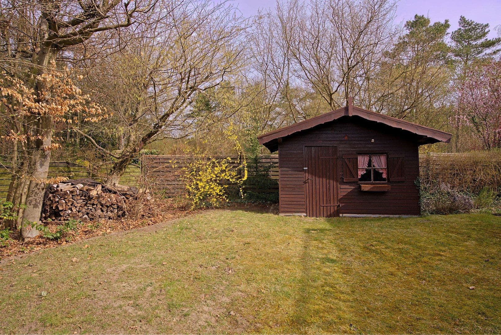 Prenájom bytu 4-izbový 166 m², Uferallee 16, Bad Bevensen, Dolné Sasko Prenájom bytu 4-izbový 166 m², Uferallee 16, Bad Bevensen, Dolné Sasko