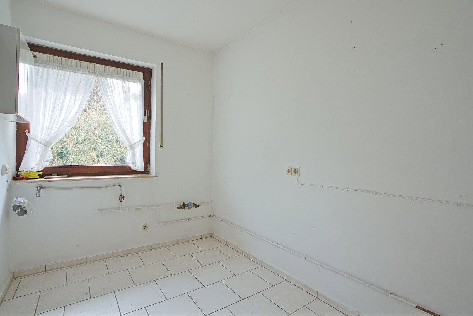 Prenájom bytu 4-izbový 166 m², Uferallee 16, Bad Bevensen, Dolné Sasko Prenájom bytu 4-izbový 166 m², Uferallee 16, Bad Bevensen, Dolné Sasko