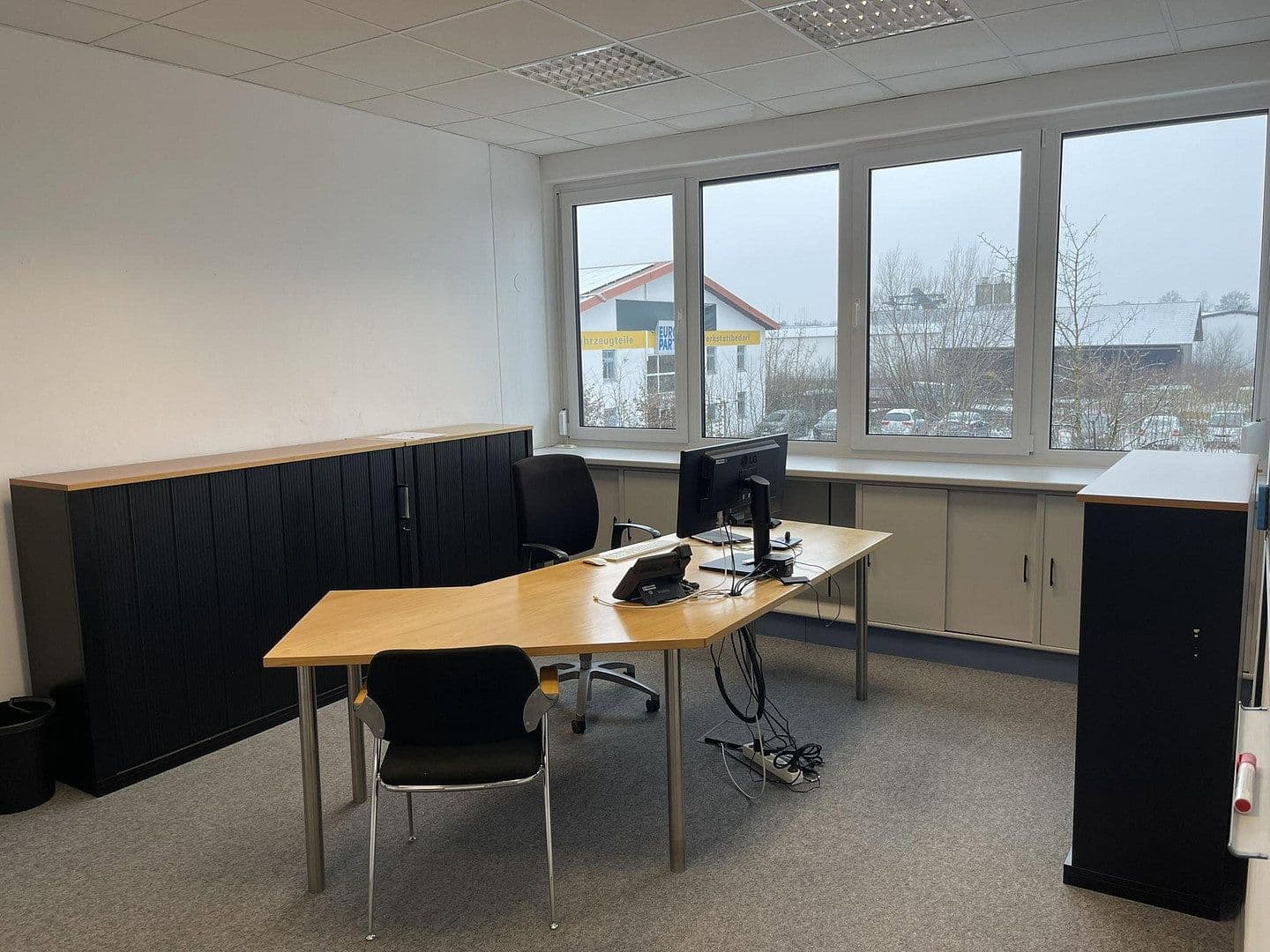 Predaj nebytového priestoru 5.355 m², Hengersberg, Bavorsko Predaj nebytového priestoru 5.355 m², Hengersberg, Bavorsko