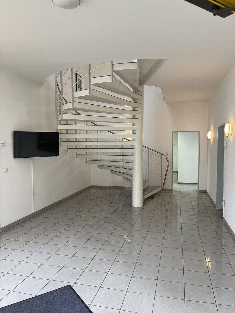 Predaj nebytového priestoru 5.355 m², Hengersberg, Bavorsko Predaj nebytového priestoru 5.355 m², Hengersberg, Bavorsko