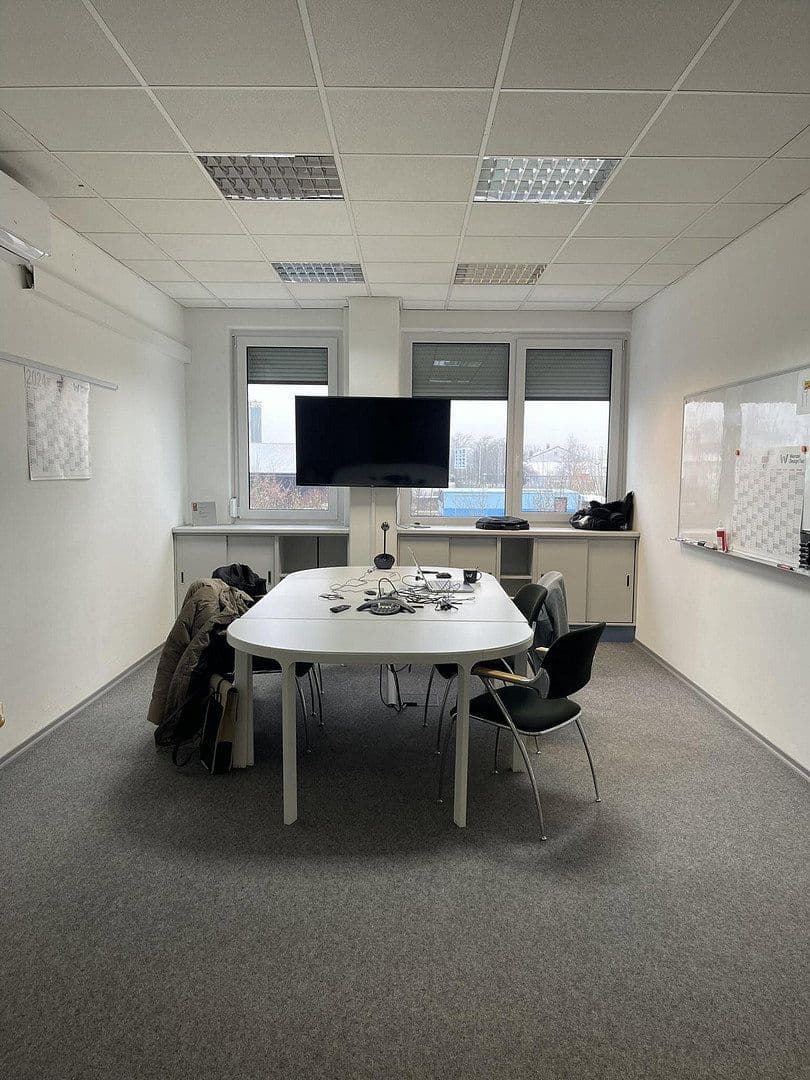 Predaj nebytového priestoru 5.355 m², Hengersberg, Bavorsko Predaj nebytového priestoru 5.355 m², Hengersberg, Bavorsko