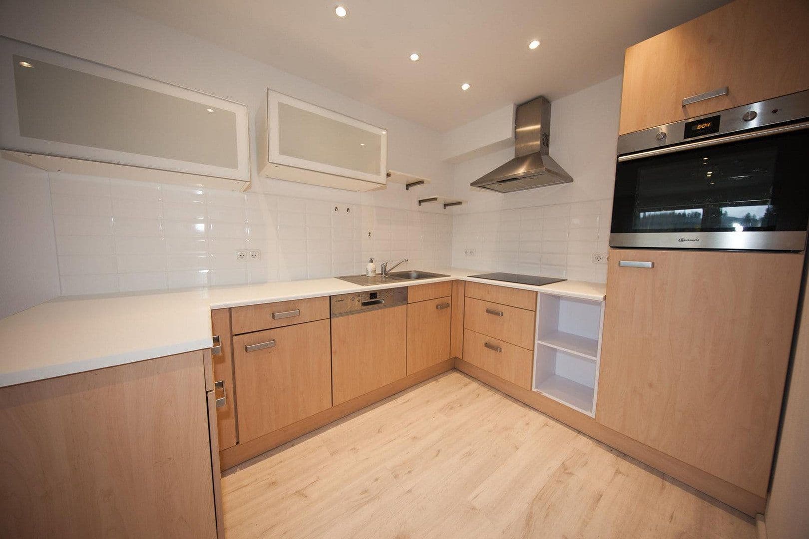 Prenájom bytu 2-izbový 49 m², Ilmenau, Durínsko Prenájom bytu 2-izbový 49 m², Ilmenau, Durínsko