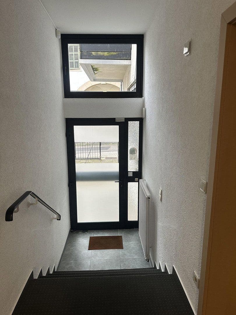 Prenájom nebytového priestoru 198 m², Weinstraße 41, Wachenheim an der Weinstraße, Porýnie-Falcko Prenájom nebytového priestoru 198 m², Weinstraße 41, Wachenheim an der Weinstraße, Porýnie-Falcko