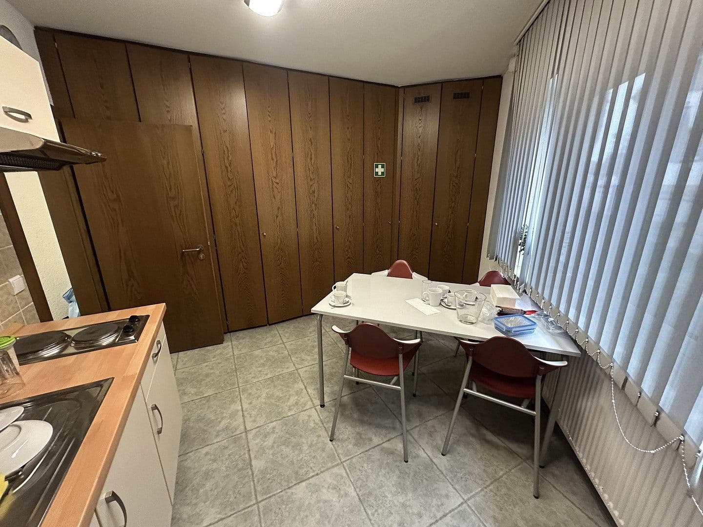 Prenájom nebytového priestoru 198 m², Weinstraße 41, Wachenheim an der Weinstraße, Porýnie-Falcko Prenájom nebytového priestoru 198 m², Weinstraße 41, Wachenheim an der Weinstraße, Porýnie-Falcko