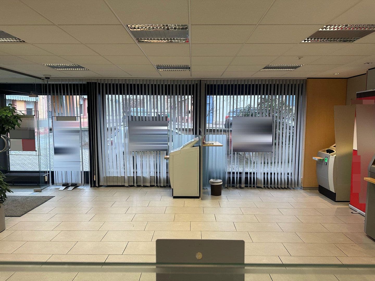 Prenájom nebytového priestoru 198 m², Weinstraße 41, Wachenheim an der Weinstraße, Porýnie-Falcko Prenájom nebytového priestoru 198 m², Weinstraße 41, Wachenheim an der Weinstraße, Porýnie-Falcko