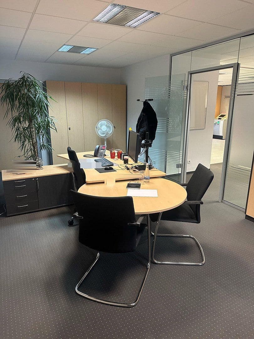 Prenájom nebytového priestoru 198 m², Weinstraße 41, Wachenheim an der Weinstraße, Porýnie-Falcko Prenájom nebytového priestoru 198 m², Weinstraße 41, Wachenheim an der Weinstraße, Porýnie-Falcko