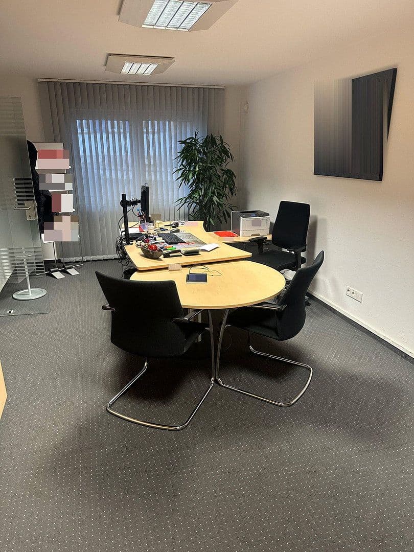 Prenájom nebytového priestoru 198 m², Weinstraße 41, Wachenheim an der Weinstraße, Porýnie-Falcko Prenájom nebytového priestoru 198 m², Weinstraße 41, Wachenheim an der Weinstraße, Porýnie-Falcko