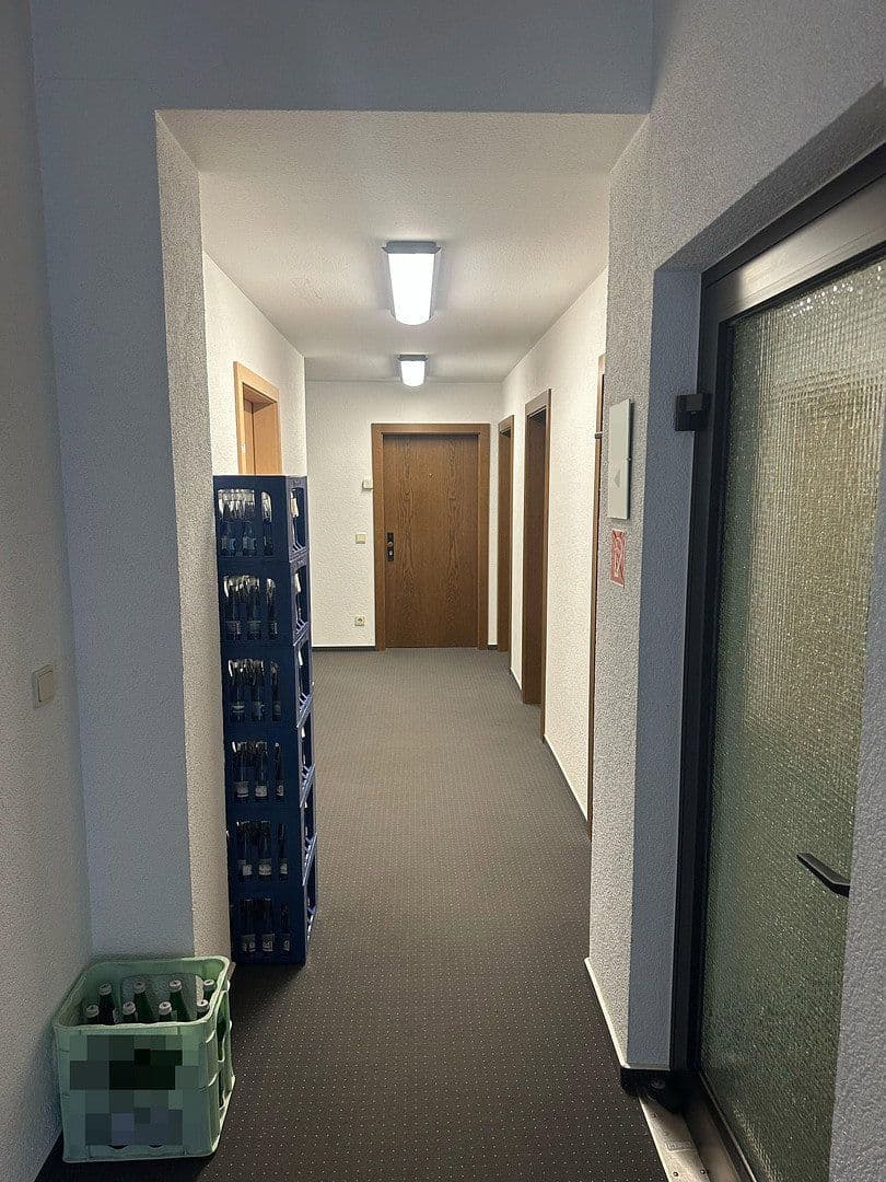 Prenájom nebytového priestoru 198 m², Weinstraße 41, Wachenheim an der Weinstraße, Porýnie-Falcko Prenájom nebytového priestoru 198 m², Weinstraße 41, Wachenheim an der Weinstraße, Porýnie-Falcko