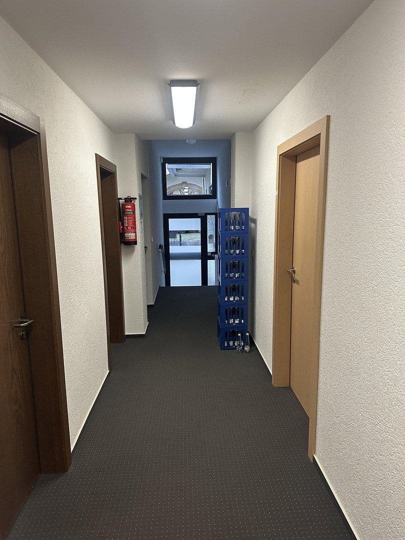 Prenájom nebytového priestoru 198 m², Weinstraße 41, Wachenheim an der Weinstraße, Porýnie-Falcko Prenájom nebytového priestoru 198 m², Weinstraße 41, Wachenheim an der Weinstraße, Porýnie-Falcko